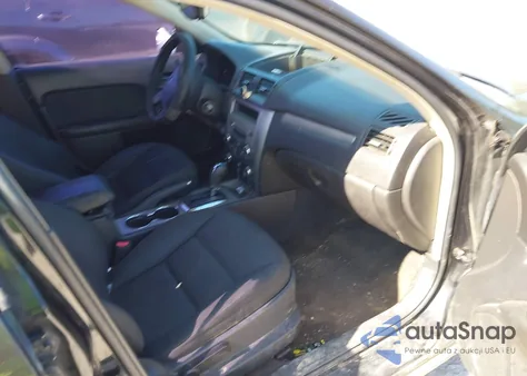 2010 Ford Fusion из США, поврежденный, VIN 3FAHP0HA1AR280272